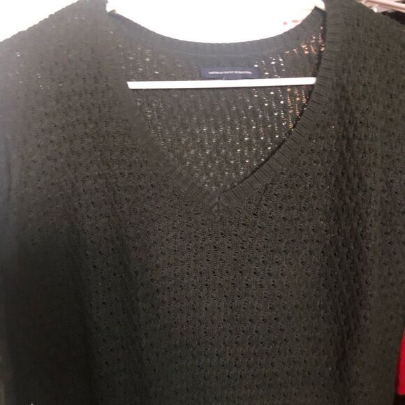 American eagle green sweater - Picture 2 of 4